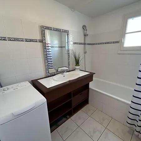 Maison Proche Plage, Parking Prive - 4/5 Pers. - Fr-1-224c-374 بيت للعطل